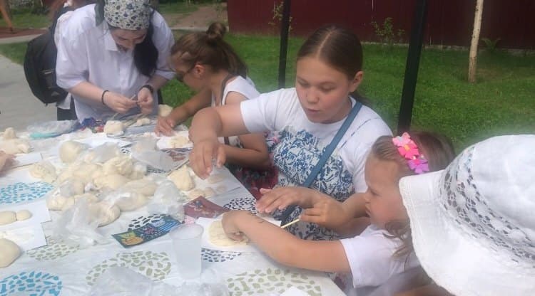 Волонтёрская работа фонда